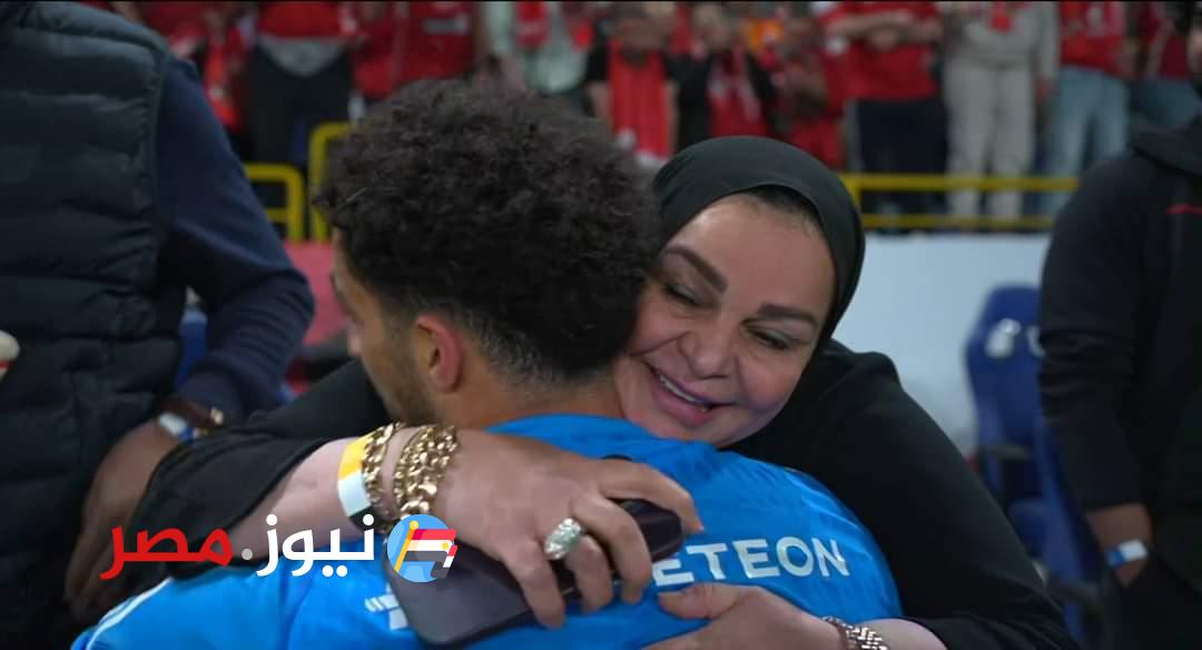 احتفال والدة مصطفى شوبير بلقب كأس مصر